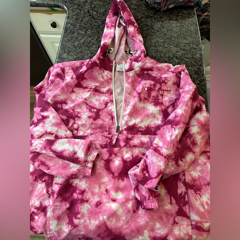 Champion wind breaker
